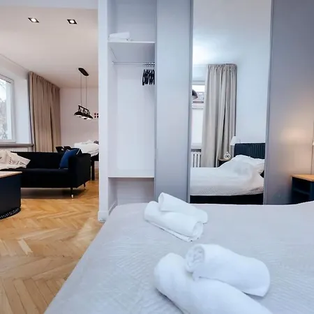 Nowy Swiat * وارسو